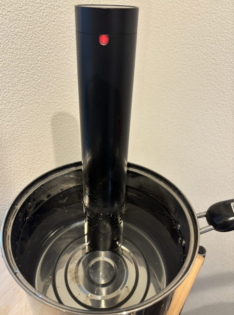 鍋にセットされたBONIQ