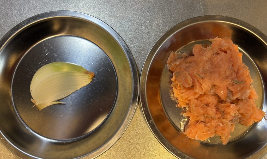 サーモンタルタルを作る材料